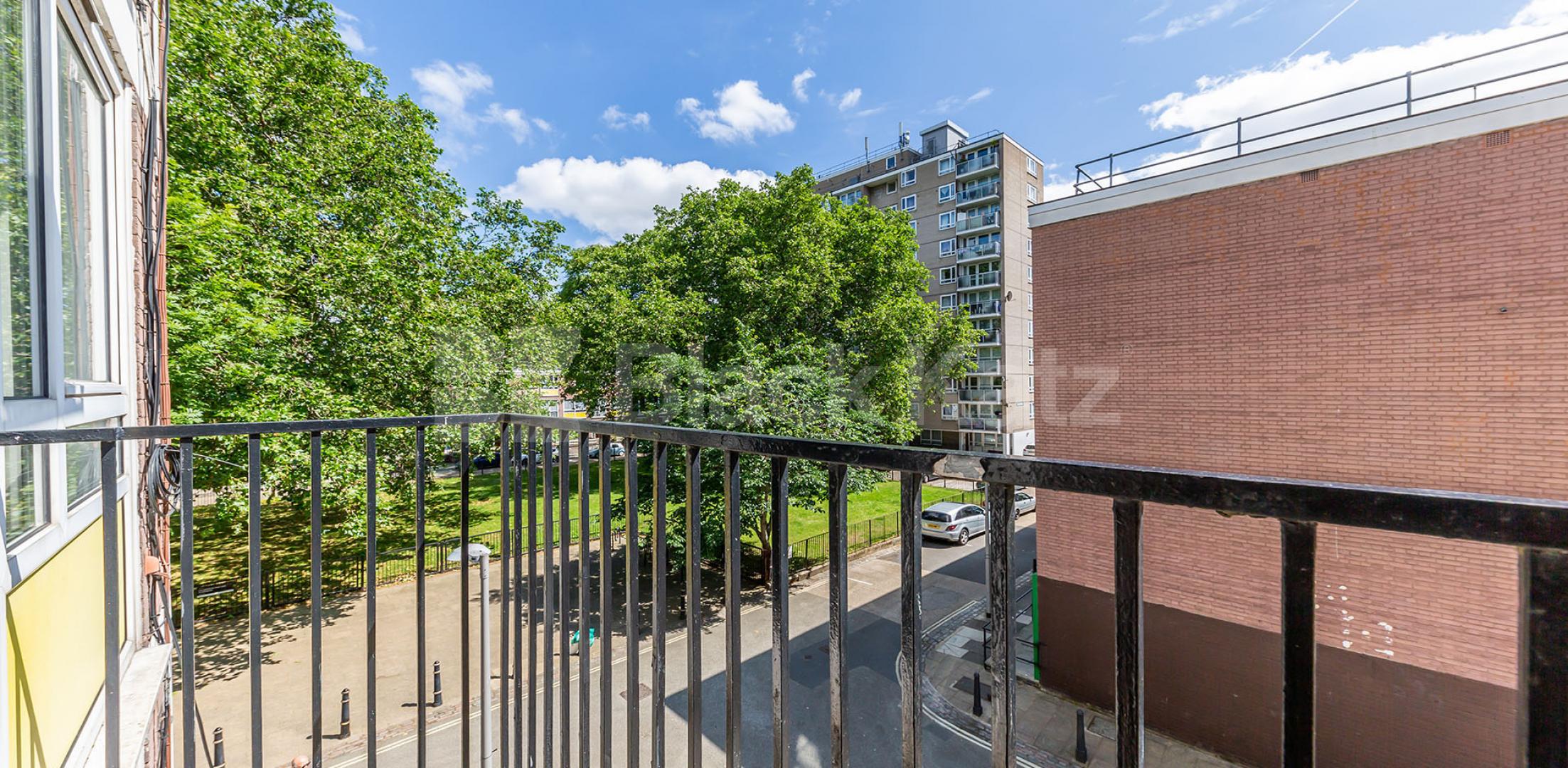 			MINS TO REGENTS PARK & EUSTON!, 1 Bedroom, 1 bath, 1 reception Flat			 Clarence Gardens, Euston